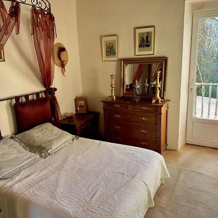 Charming Village House 度假居 *