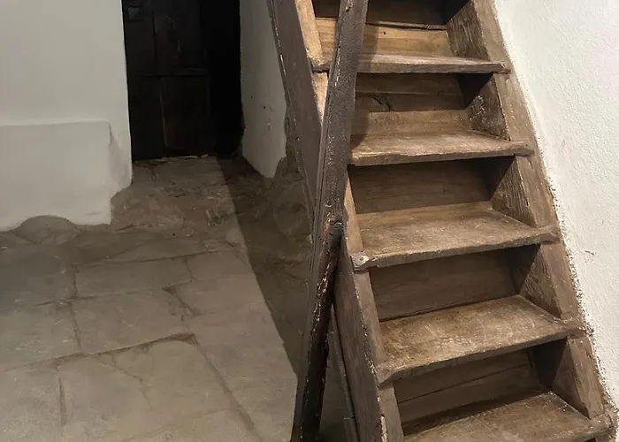 Charming Village House 度假居