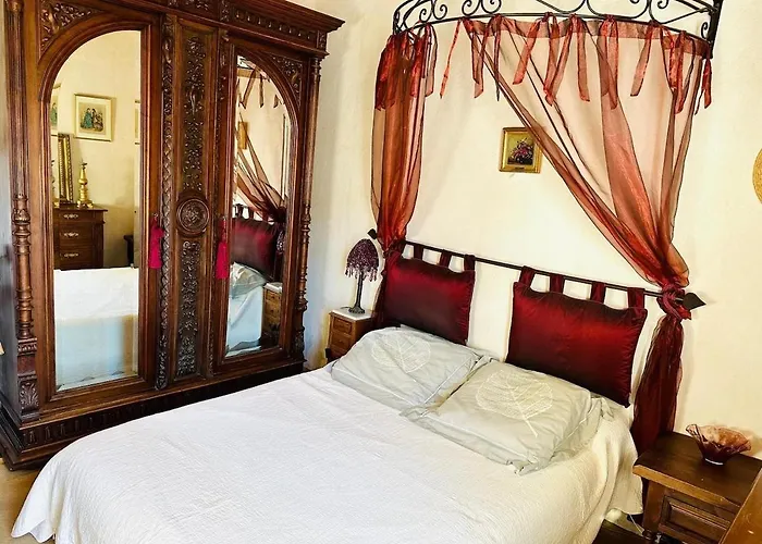 Charming Village House * Cambia