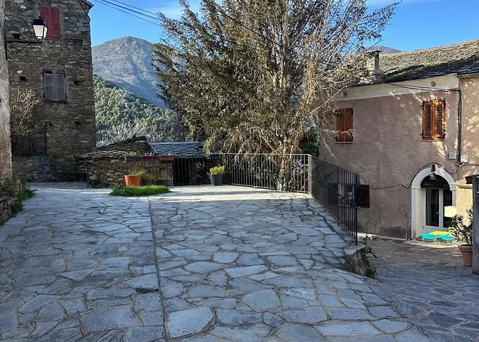 度假居 Charming Village House